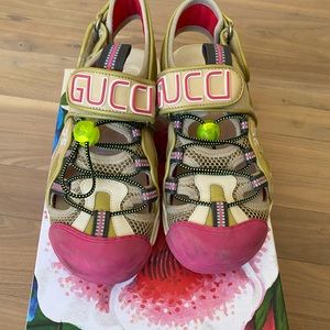 Gucci sandals